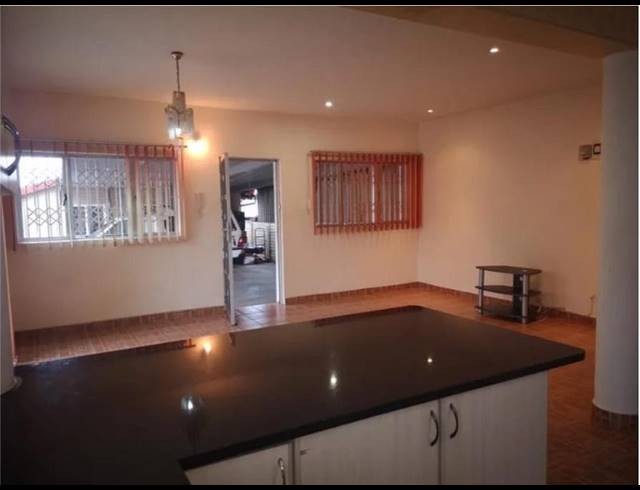 3 BEDROOM PROPERTY TO RENT IN MOUNT VERNON